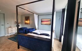 2 Appt MédiéLounge ou MédiéOld, Parking Vue magnifique par Beds76